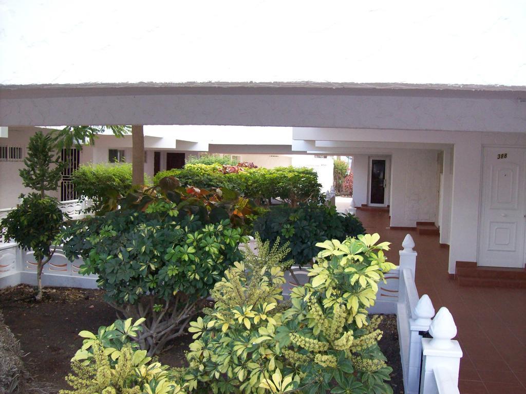 Villa By Jonni Res. Chaparral Costa Del Silencio Exterior foto